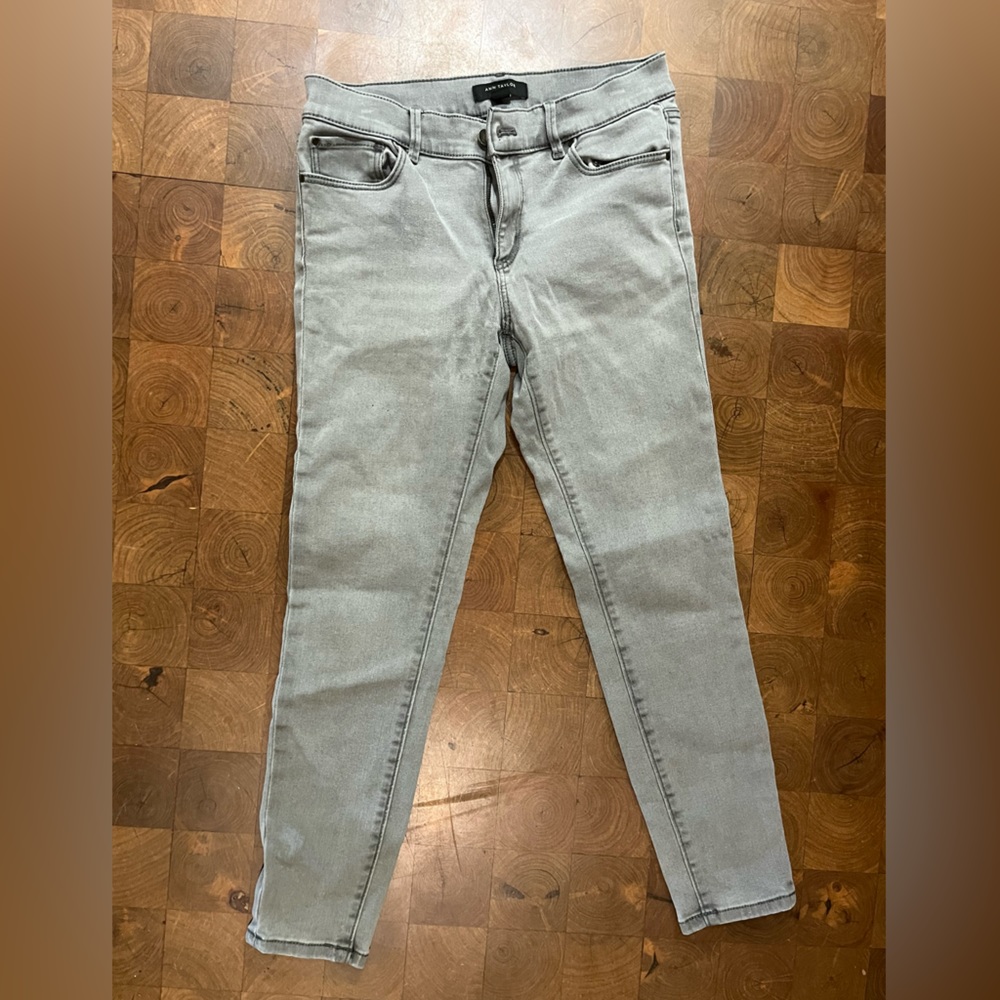 Ann Taylor “The Skinny” jeans